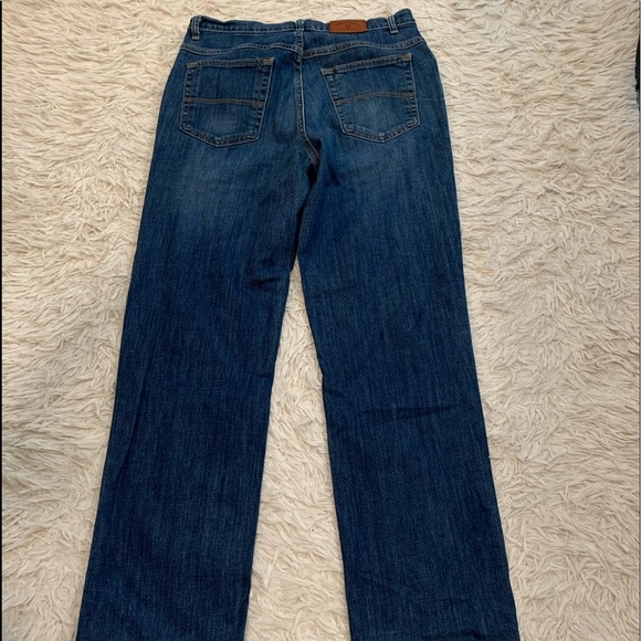 Bills Khakis Jeans - Picture 4 of 13